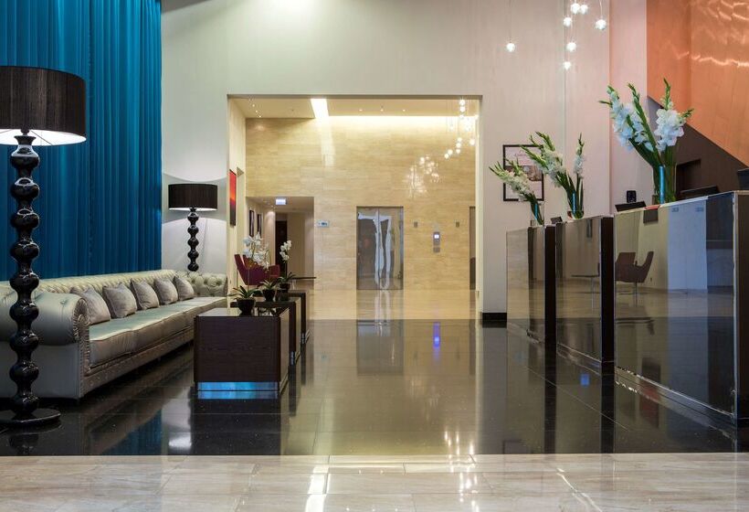 فندق Radisson  Rosa Khutor