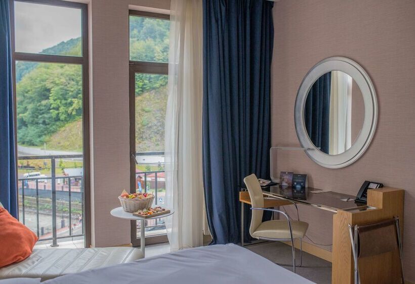 فندق Radisson  Rosa Khutor