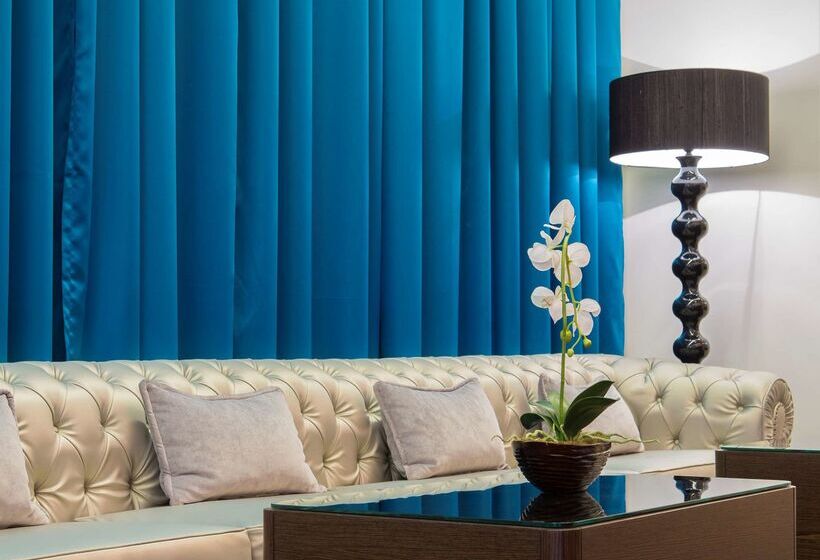 فندق Radisson  Rosa Khutor