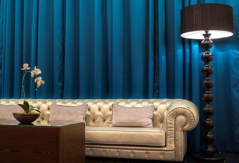 فندق Radisson  Rosa Khutor