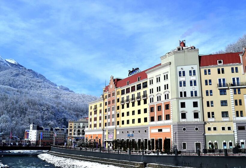 فندق Radisson  Rosa Khutor