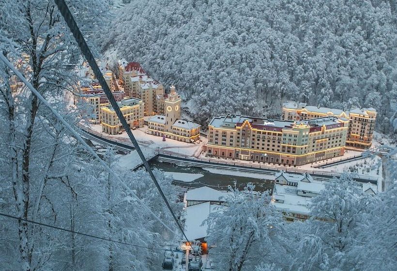 فندق Radisson  Rosa Khutor