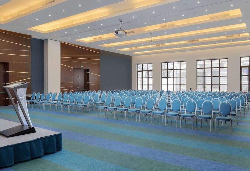 فندق Radisson  Rosa Khutor