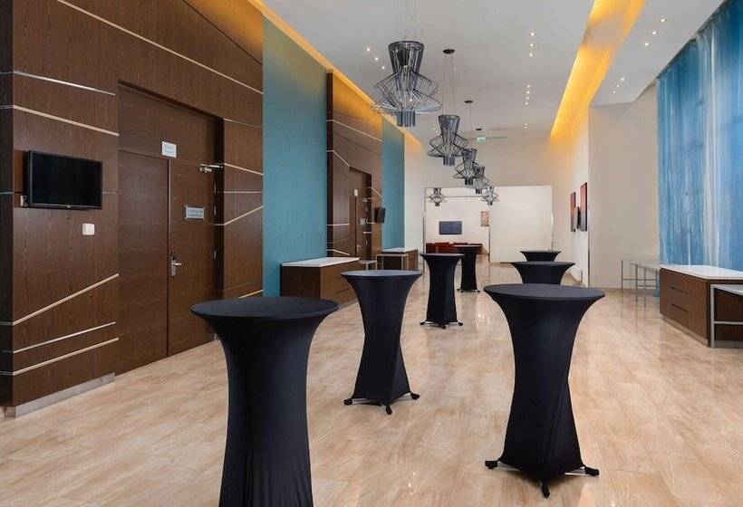 فندق Radisson  Rosa Khutor