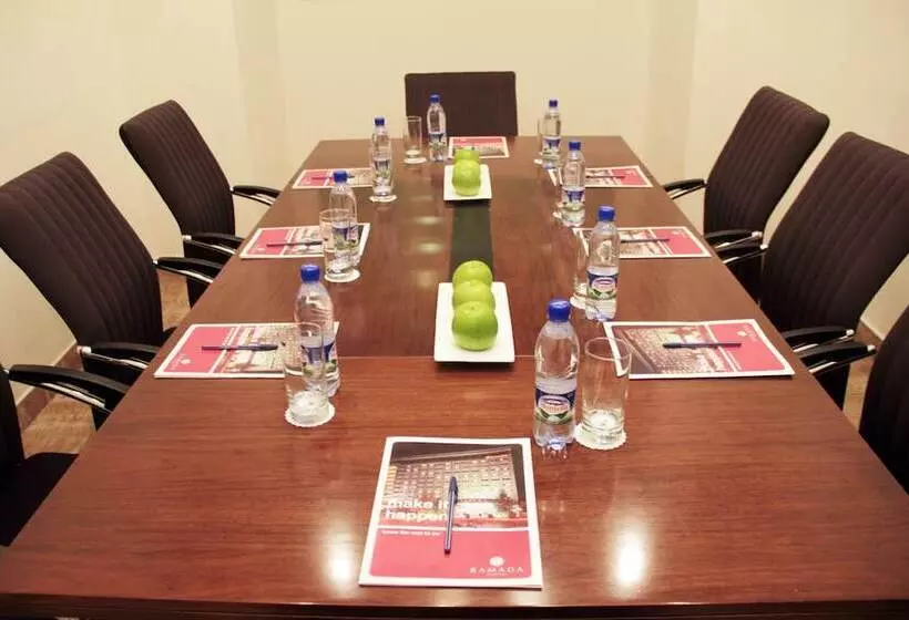 Hotel Ramada By Wyndham Tashkent