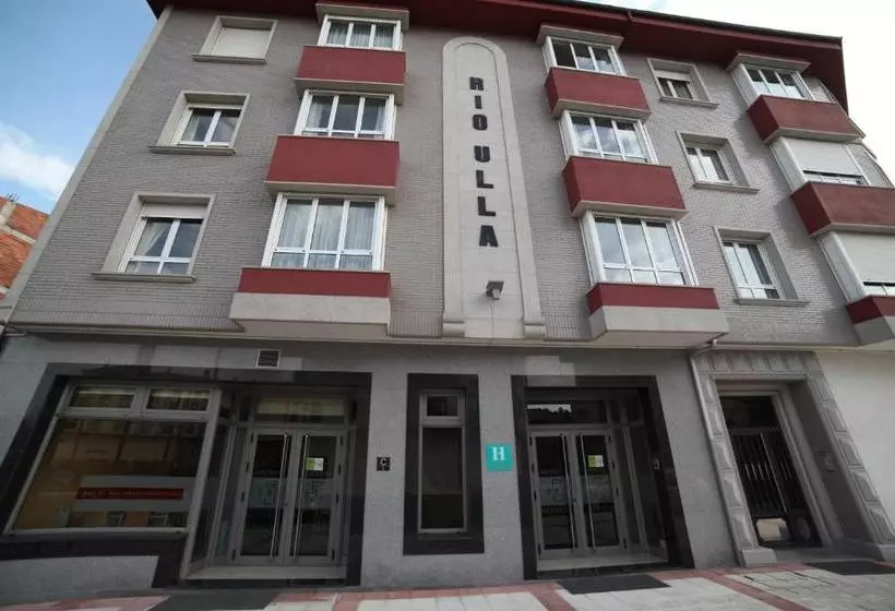 هتل Río Ulla Monterroso