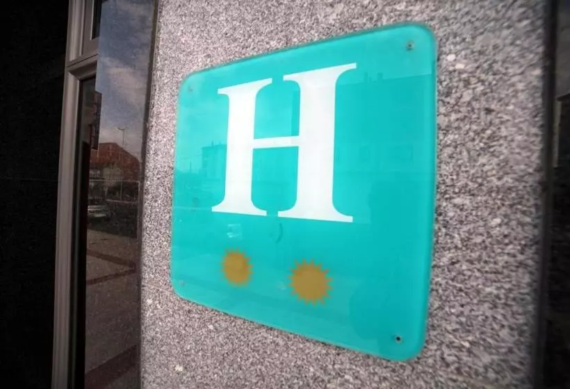 هتل Río Ulla Monterroso