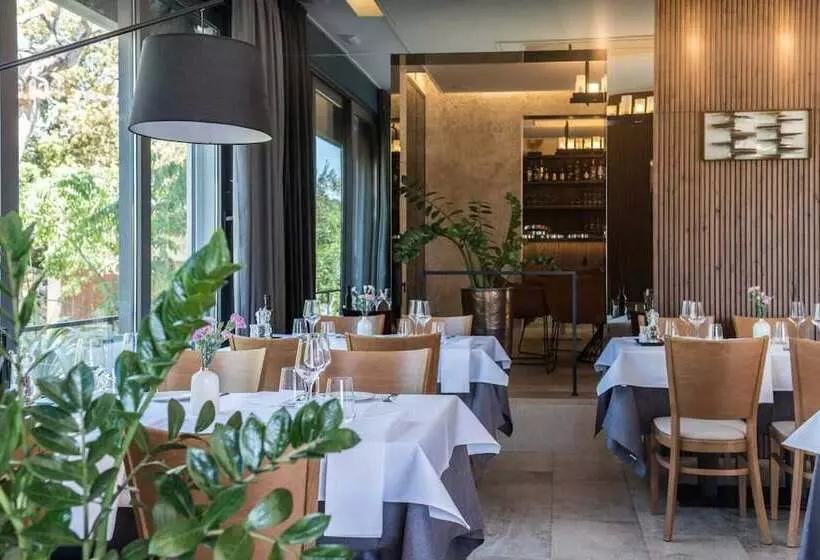 Отель Rooms & Restaurant Matanovi Dvori