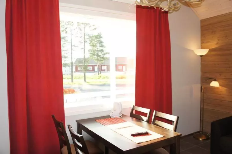 酒店 Santa Claus Holiday Village