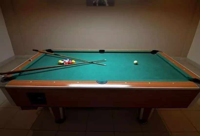 בית מלון כפרי Taman Rosani