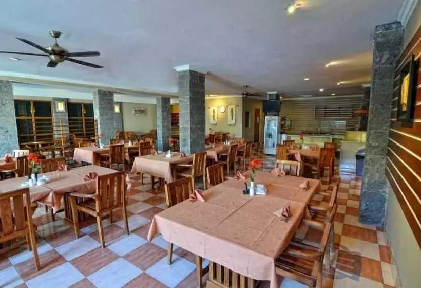 בית מלון כפרי Taman Rosani