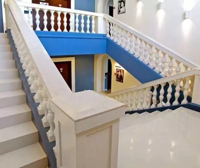 בית מלון כפרי Teatralny