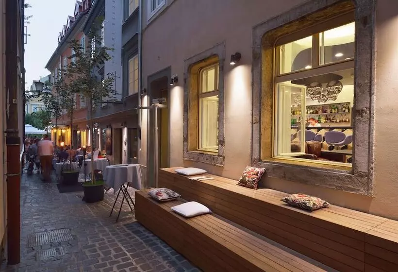 Vander Urbani Resort A Member Of Design Hotels