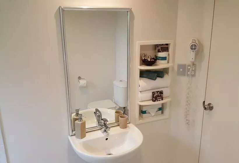 مُتل Fyffe On Riccarton