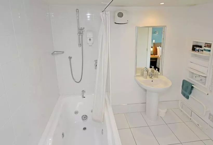 مُتل Fyffe On Riccarton