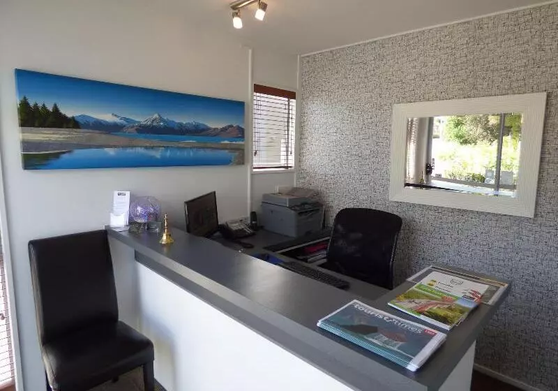 مُتل Fyffe On Riccarton