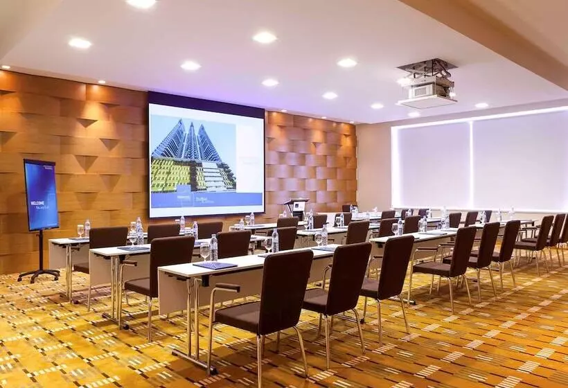 Novotel Dubai Al Barsha