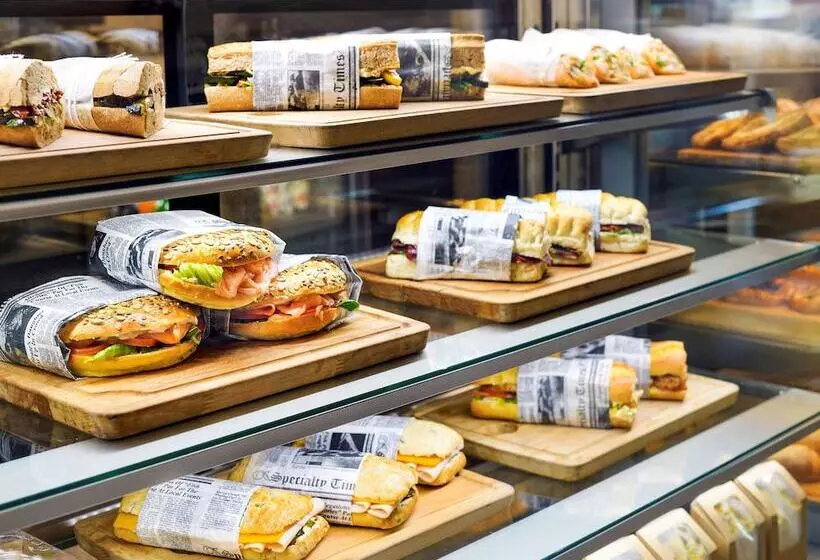 Novotel Dubai Al Barsha