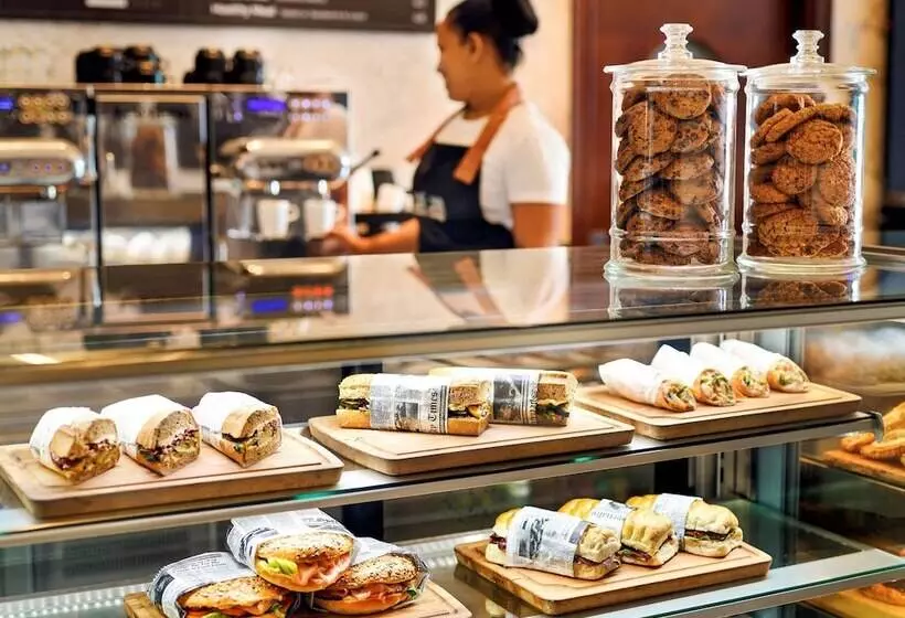 Novotel Dubai Al Barsha