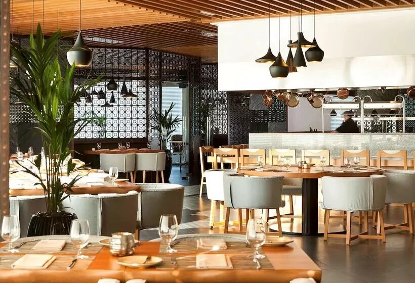 Novotel Dubai Al Barsha