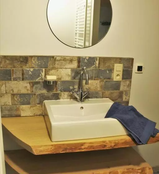 Aamiaismajoitus (B&B) Domaine De La Couderquié