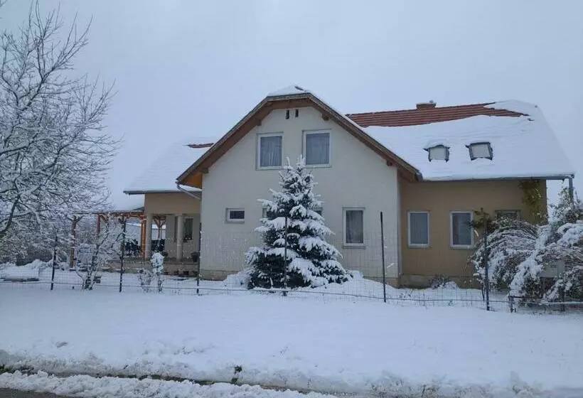 Majatalo Anna Vendégház Szeleste