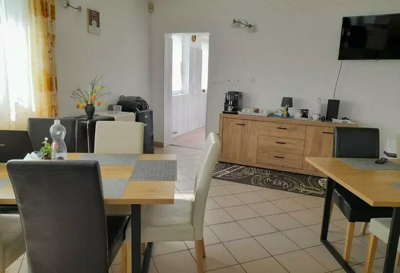 Majatalo Anna Vendégház Szeleste