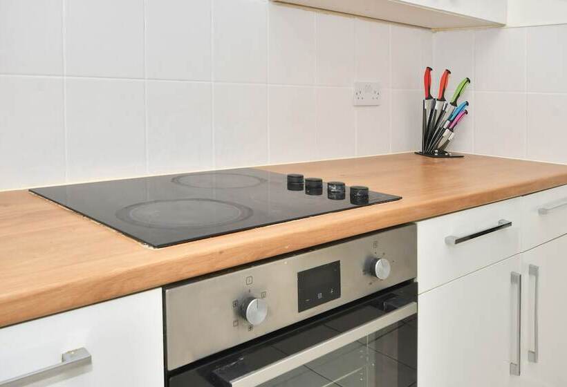 Пансион Townhouse @ Hall O Shaw Street Crewe