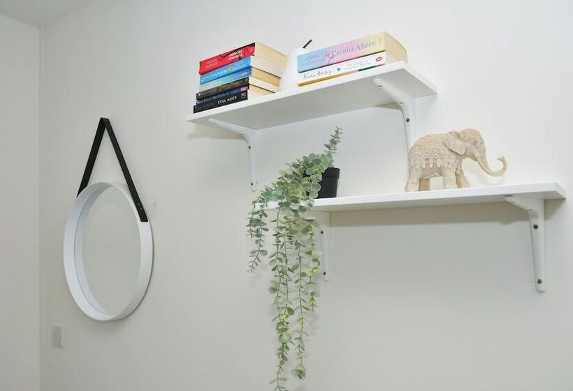 Пансион Townhouse @ Hall O Shaw Street Crewe