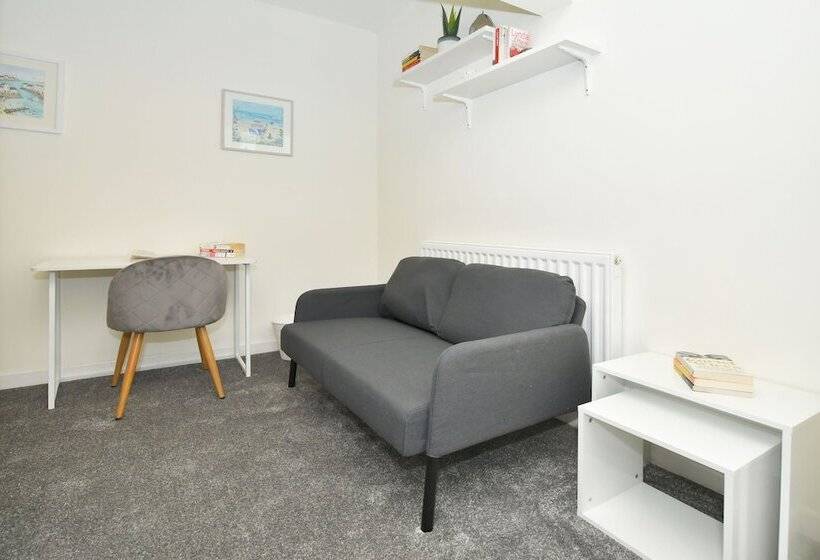 Пансион Townhouse @ Hall O Shaw Street Crewe