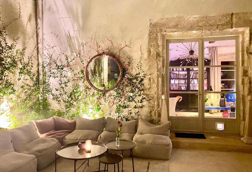 تختخواب و صبحانه Hôtel Particulier Maison Artishow