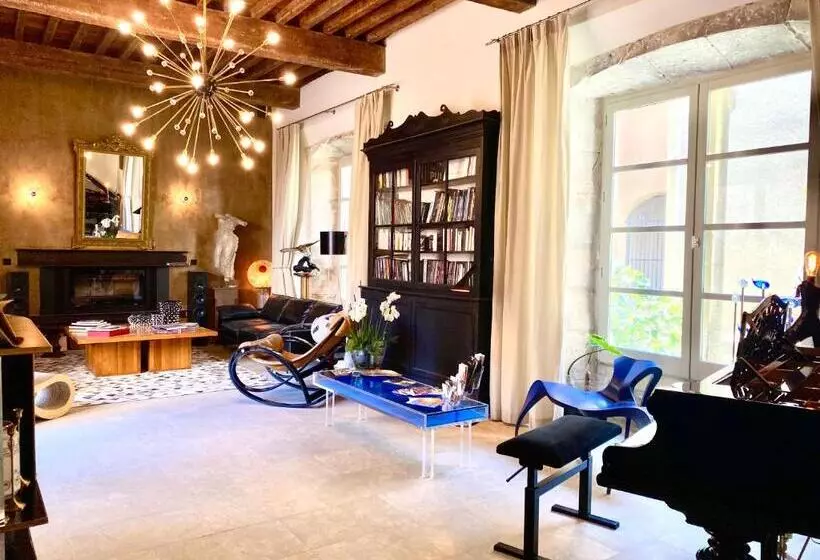 تختخواب و صبحانه Hôtel Particulier Maison Artishow