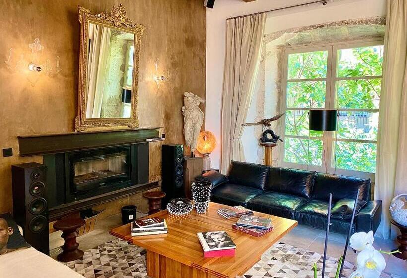 تختخواب و صبحانه Hôtel Particulier Maison Artishow