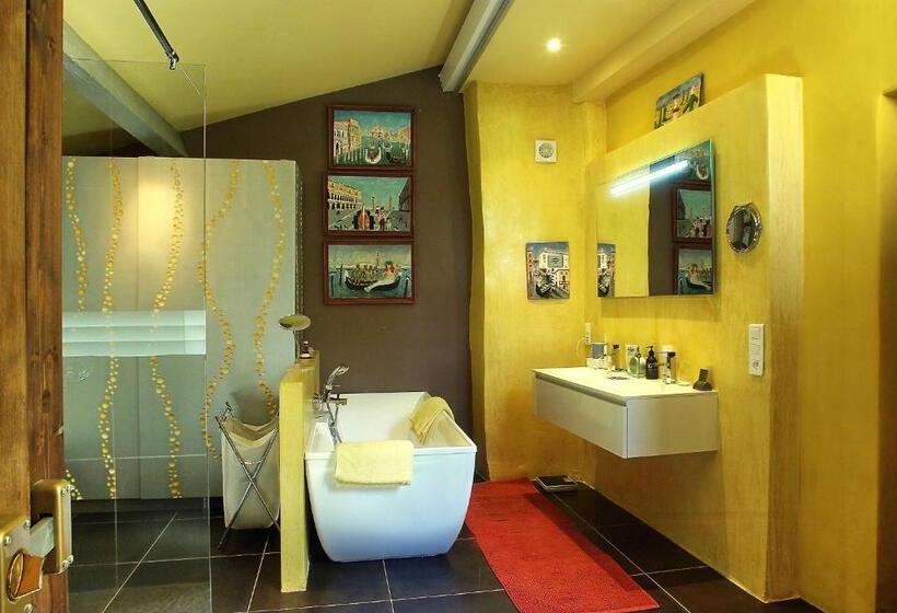 تختخواب و صبحانه Hôtel Particulier Maison Artishow