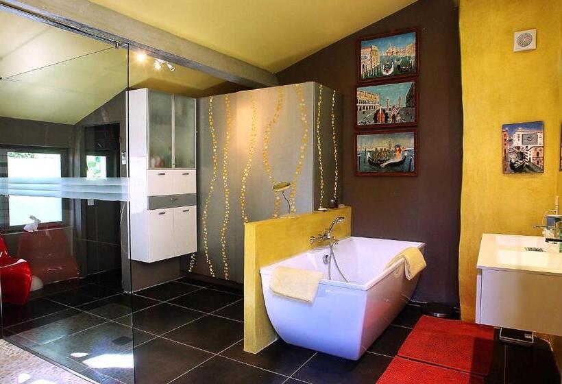 تختخواب و صبحانه Hôtel Particulier Maison Artishow