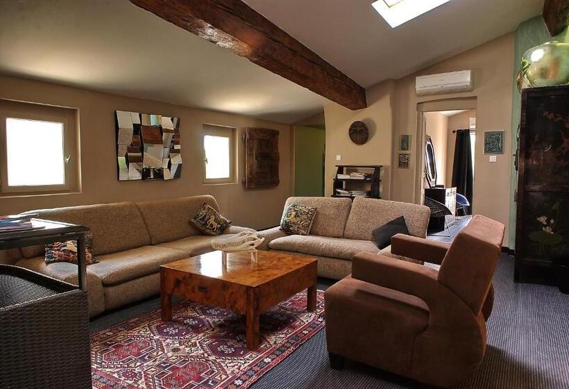 تختخواب و صبحانه Hôtel Particulier Maison Artishow