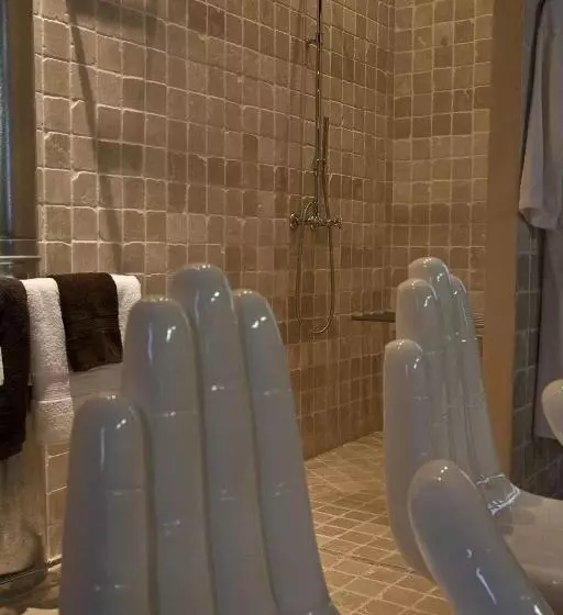 تختخواب و صبحانه Hôtel Particulier Maison Artishow