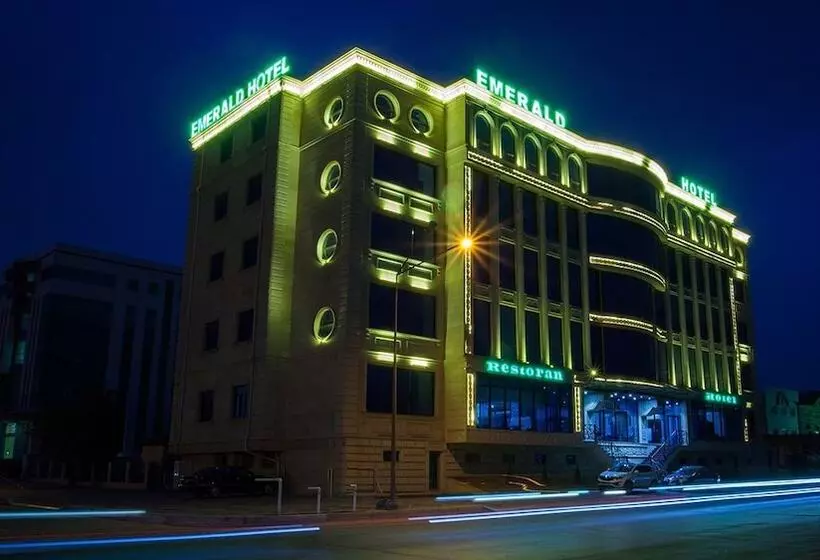 هتل Emerald
