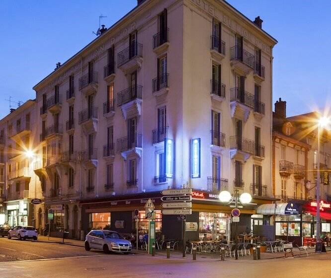 בית מלון כפרי Actuel  Chambery Centre Gare