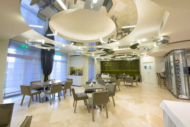 هتل Mana Suites & Sea