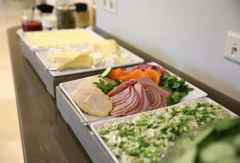 هتل Mana Suites & Sea