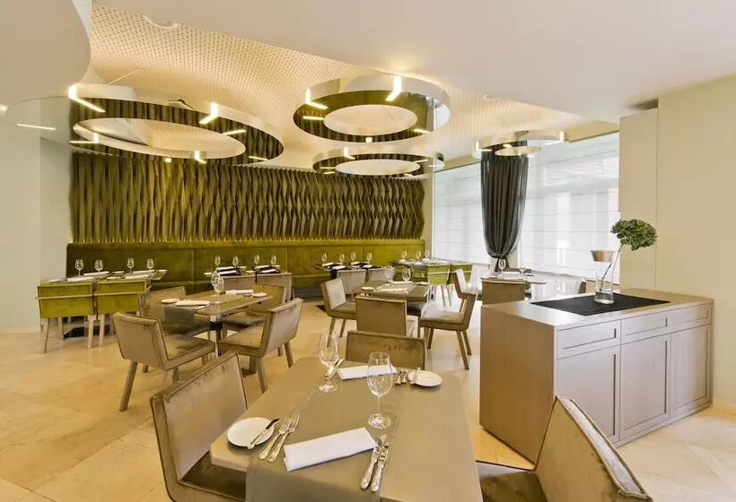 هتل Mana Suites & Sea