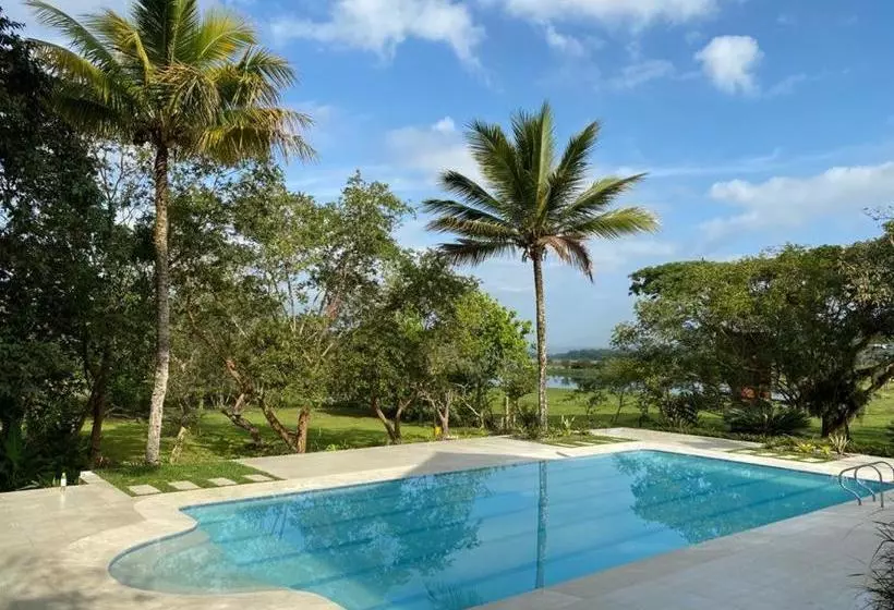 ホテル Campestre Rancho California