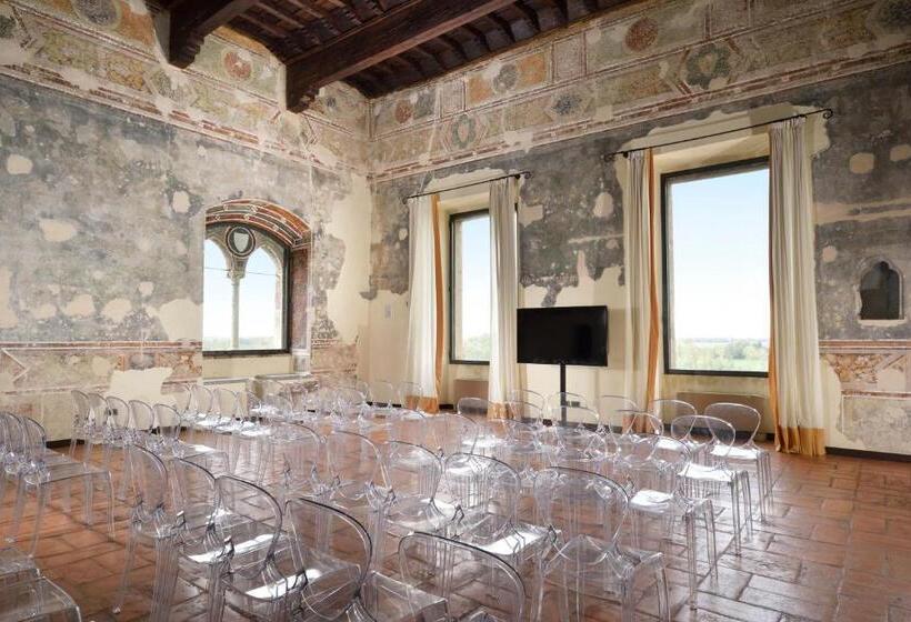 酒店 Castello Visconteo