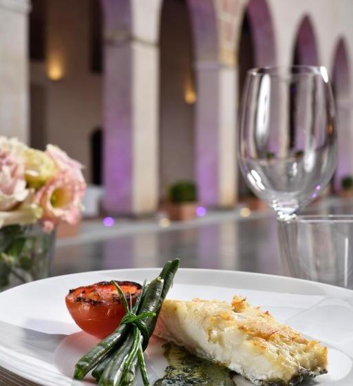 酒店 Castello Visconteo