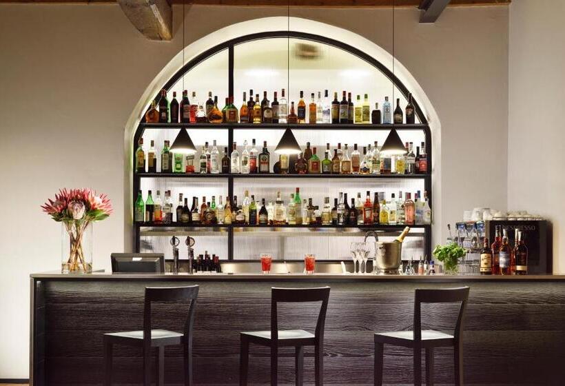 酒店 Castello Visconteo