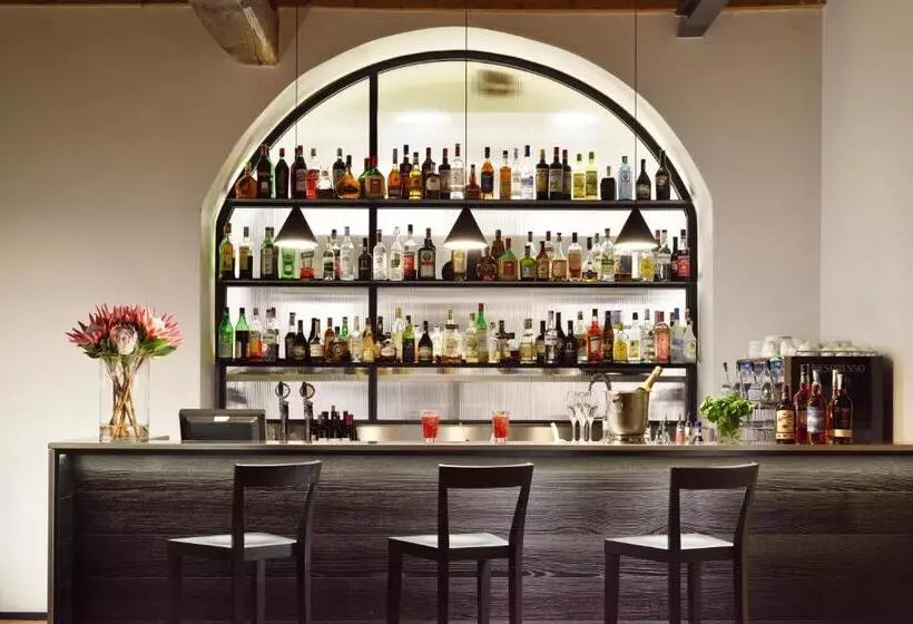 ホテル Castello Visconteo