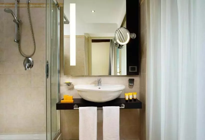 ホテル Castello Visconteo