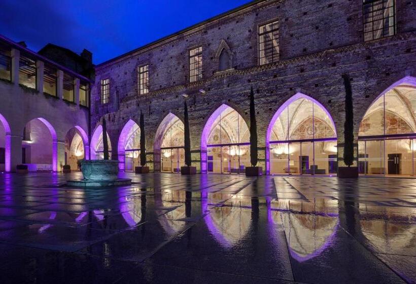 酒店 Castello Visconteo