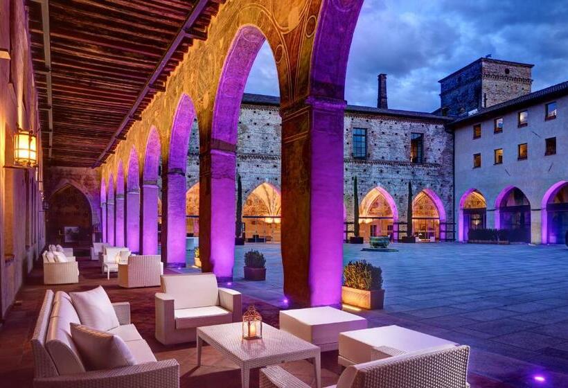 酒店 Castello Visconteo